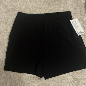 NWT Men’s XL  Lululemon Pace Breaker Shorts 7”